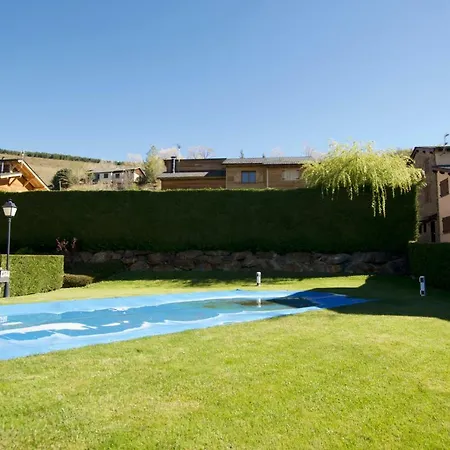 Casita Ceretana بيت للعطل *