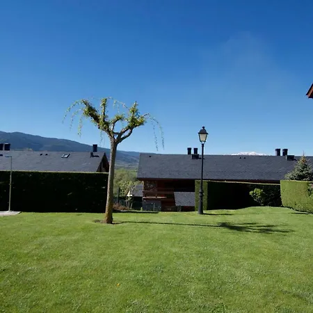 Casita Ceretana بيت للعطل آكس ليه تيرْم